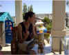 sommer eating on patio.jpg (53133 bytes)
